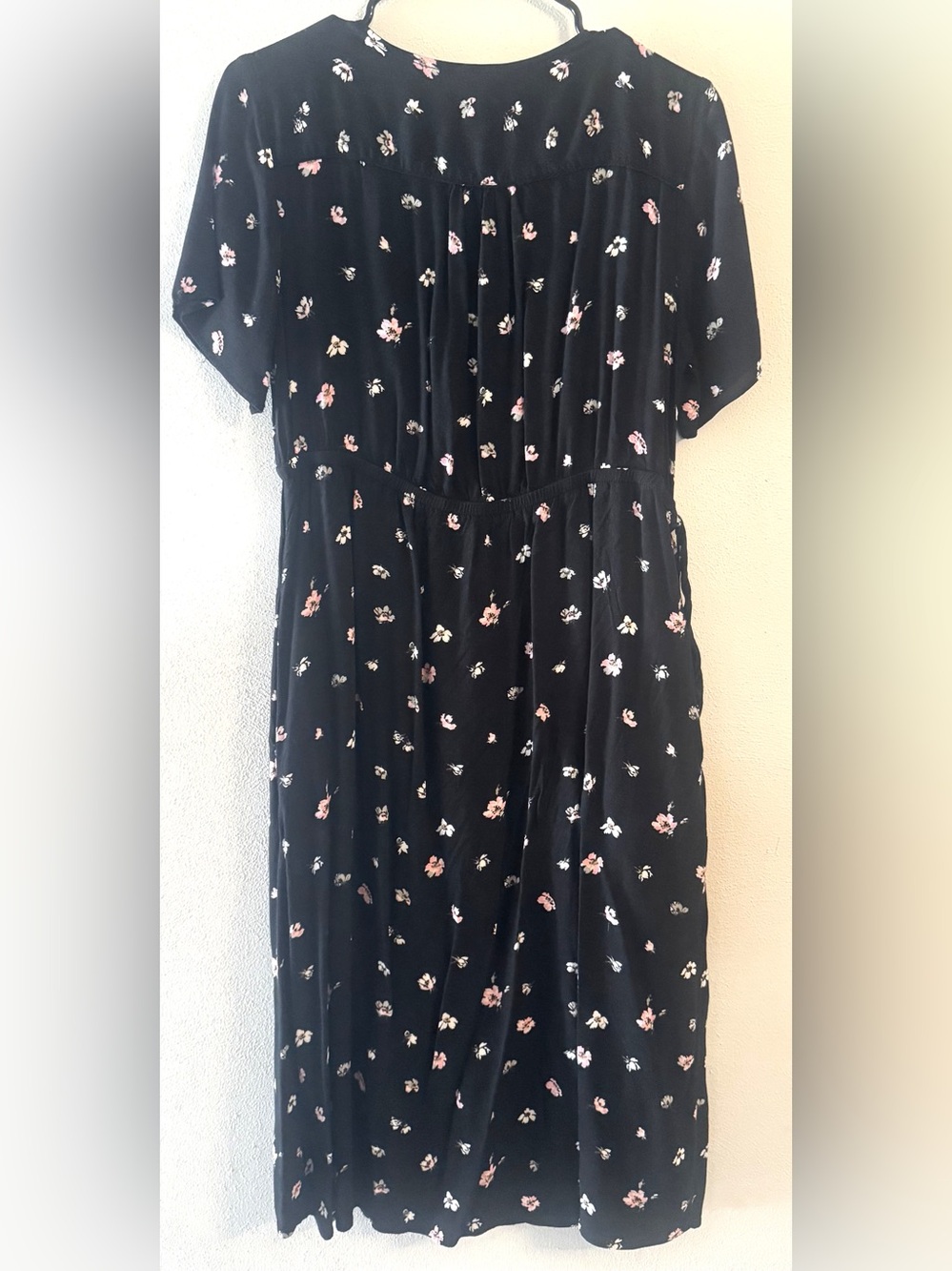 Gap Maternity Black Floral Smocked Waist Midi Dress Size Small - Picture 3 of 8